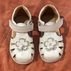 Stride Rite Eleni leather baby infant toddler girls sandal shoe white size 6